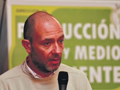 “El suelo no absorbe el agua”